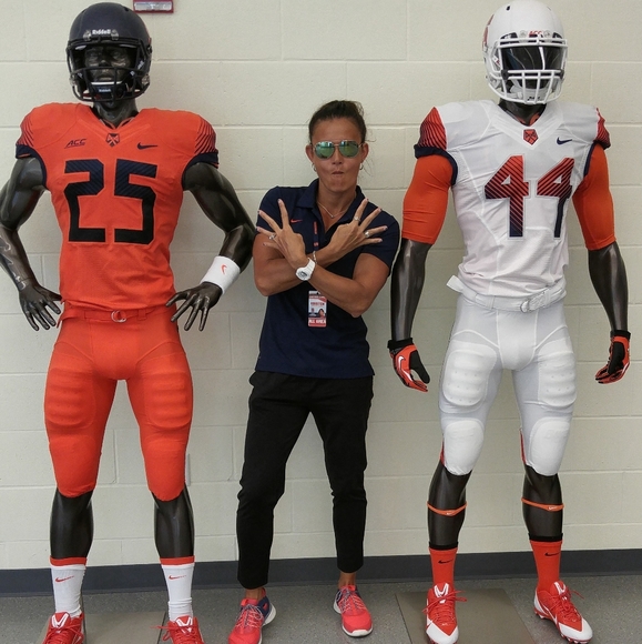 Meet your Posher, Kristen - Picture 1 of 1